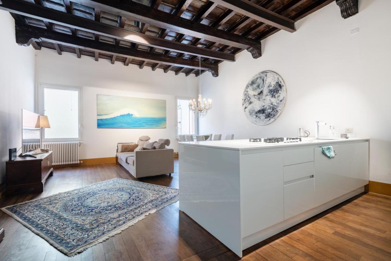 Exclusive Elegant Apartment In Pieno Centro! X4 Rimini Exteriér fotografie