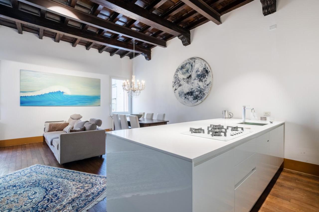 Exclusive Elegant Apartment In Pieno Centro! X4 Rimini Exteriér fotografie